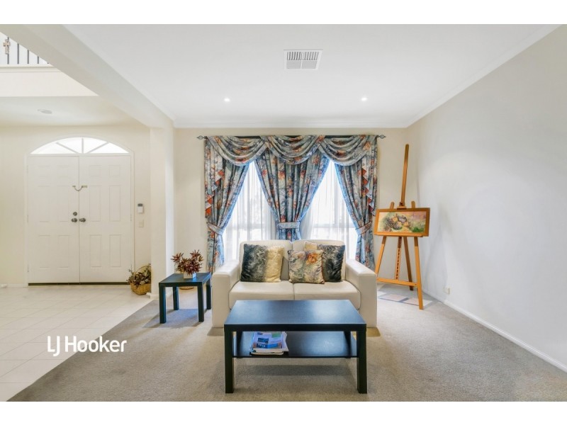 17 Rivergum Close, Walkley Heights SA 5098