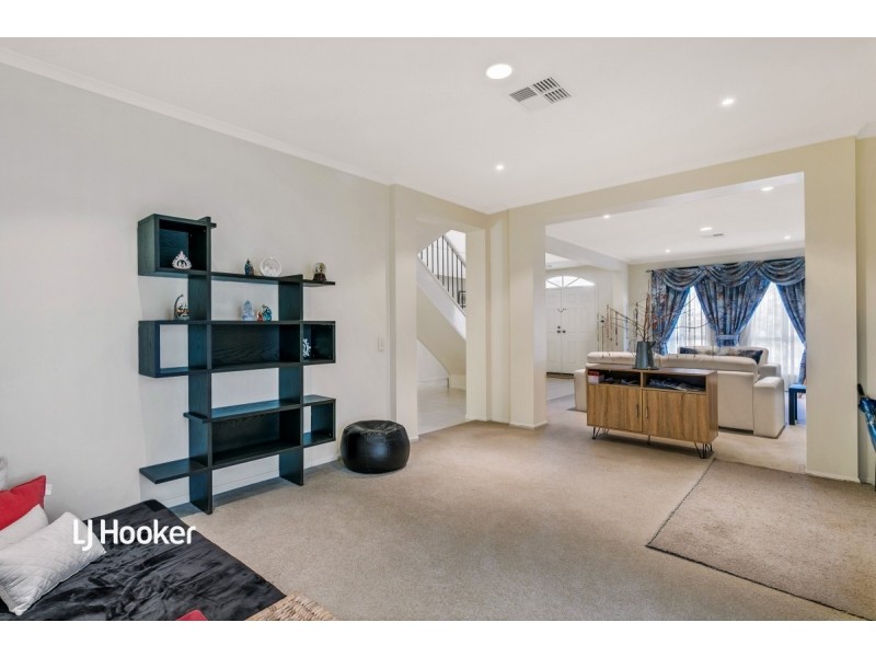 17 Rivergum Close, Walkley Heights SA 5098