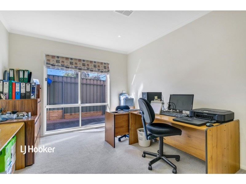17 Rivergum Close, Walkley Heights SA 5098