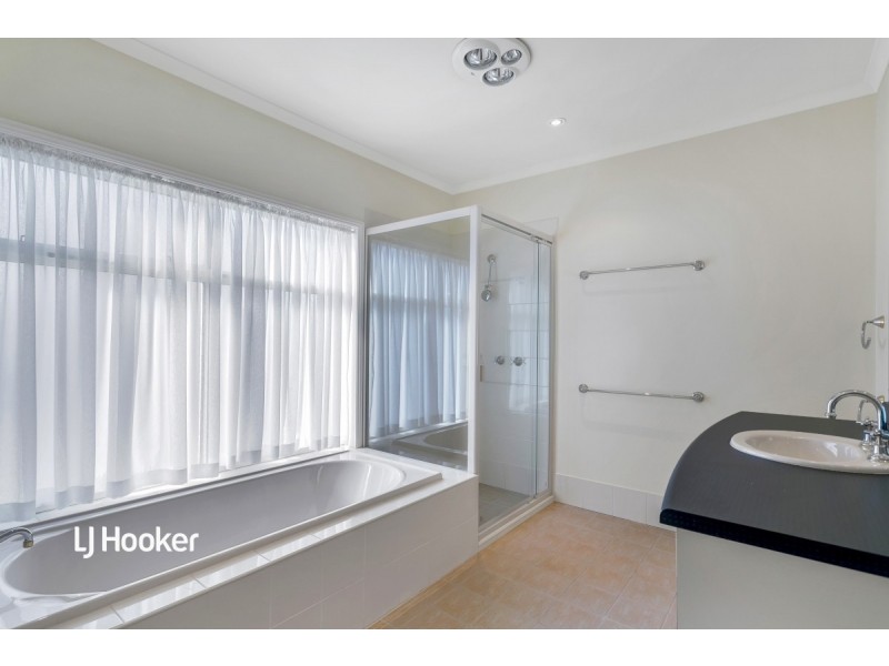 17 Rivergum Close, Walkley Heights SA 5098