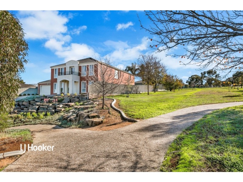 17 Rivergum Close, Walkley Heights SA 5098