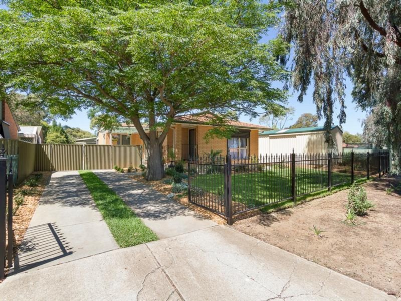 38 Milligan Drive, Para Vista SA 5093