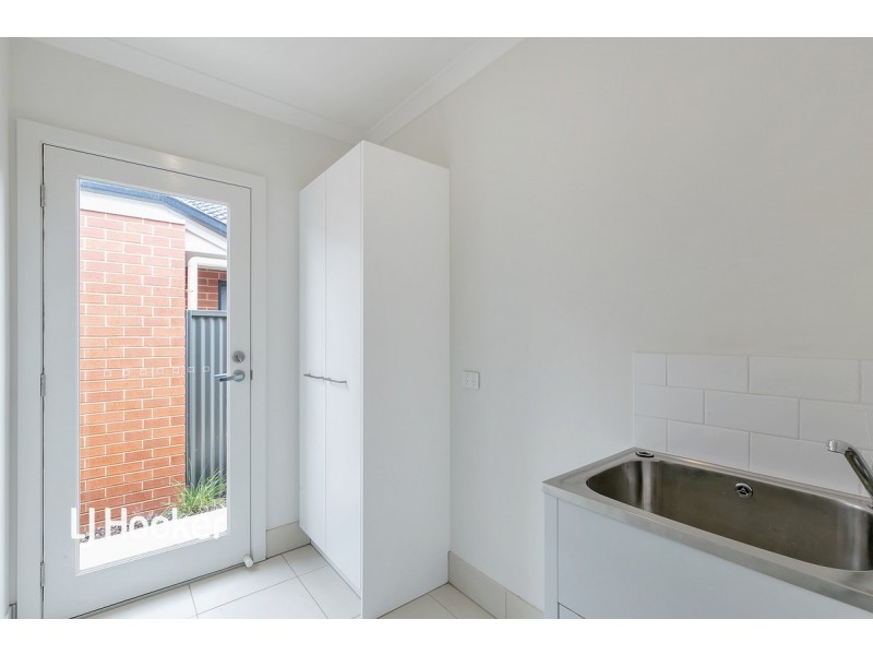 24 Charleston Crescent, Blakeview SA 5114