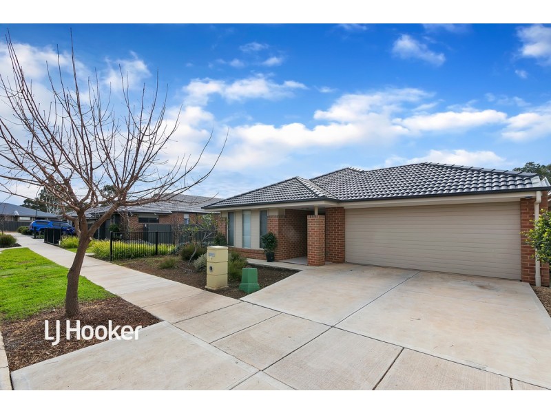 4 Hartley Walk, Gawler East SA 5118