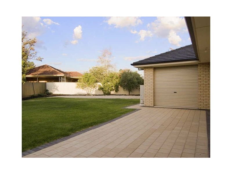 24 Karri Drive, Dernancourt SA 5075