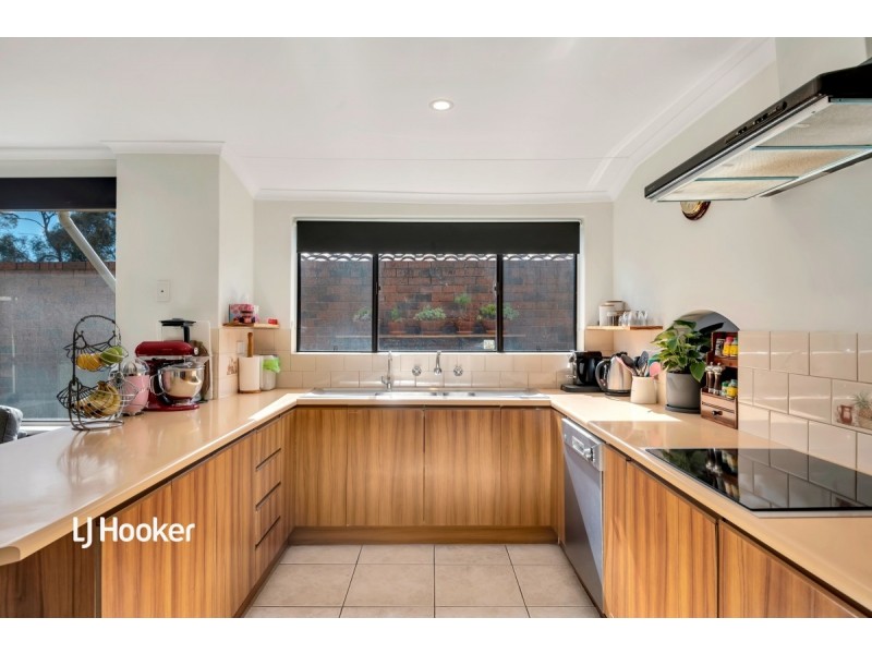 8 Cassab Street, Hope Valley SA 5090