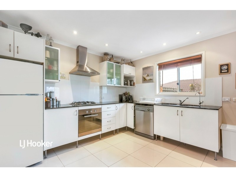 16 Christiana Crescent, Wynn Vale SA 5127