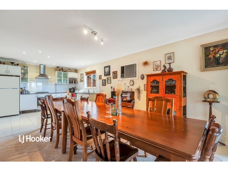 16 Christiana Crescent, Wynn Vale SA 5127