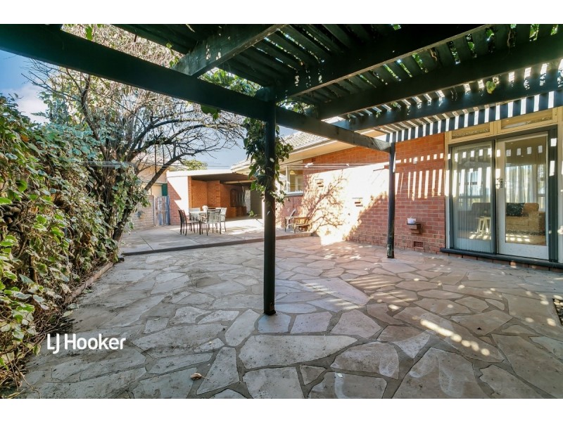 13 Far View Crescent, Ridgehaven SA 5097