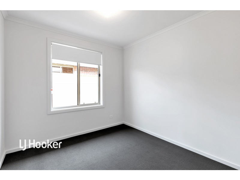 31 Clare Mews, Munno Para West SA 5115