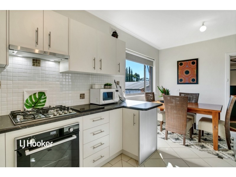 37 Sleep Road, Para Hills SA 5096