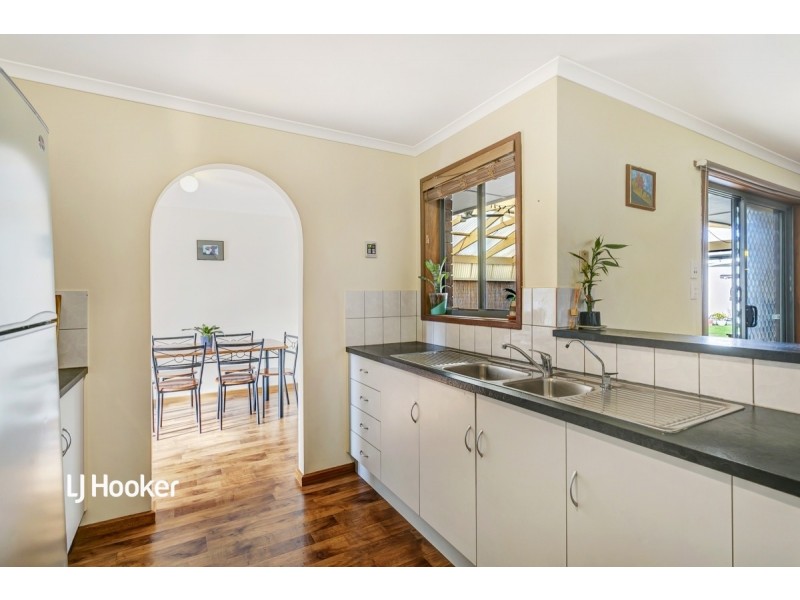 29 Cowrie Drive, Seaford Rise SA 5169