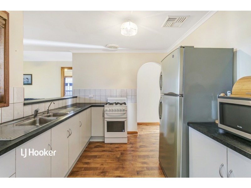 29 Cowrie Drive, Seaford Rise SA 5169