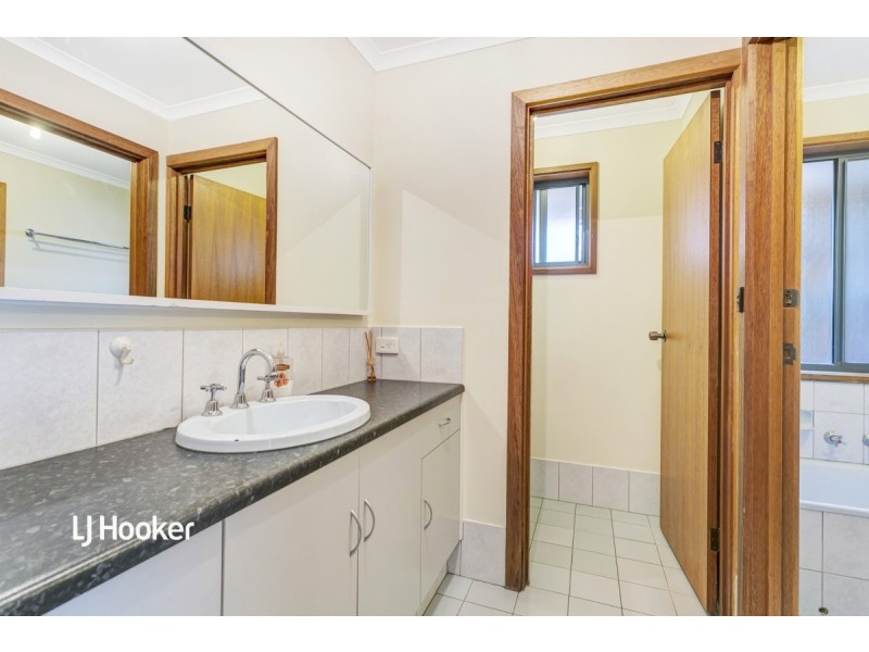 29 Cowrie Drive, Seaford Rise SA 5169