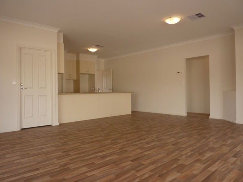 16 Vasey Street, Greenacres SA 5086