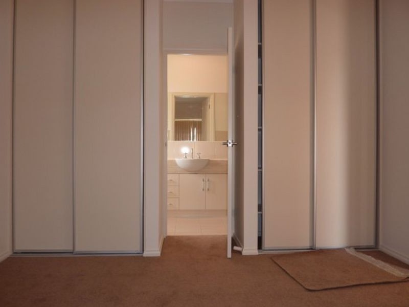 16 Vasey Street, Greenacres SA 5086