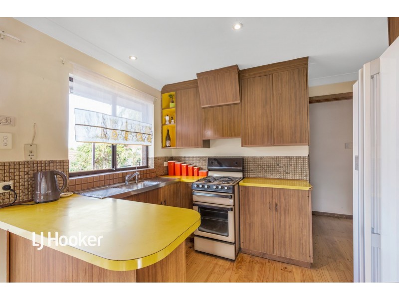 8 Tulip Street, Ridgehaven SA 5097