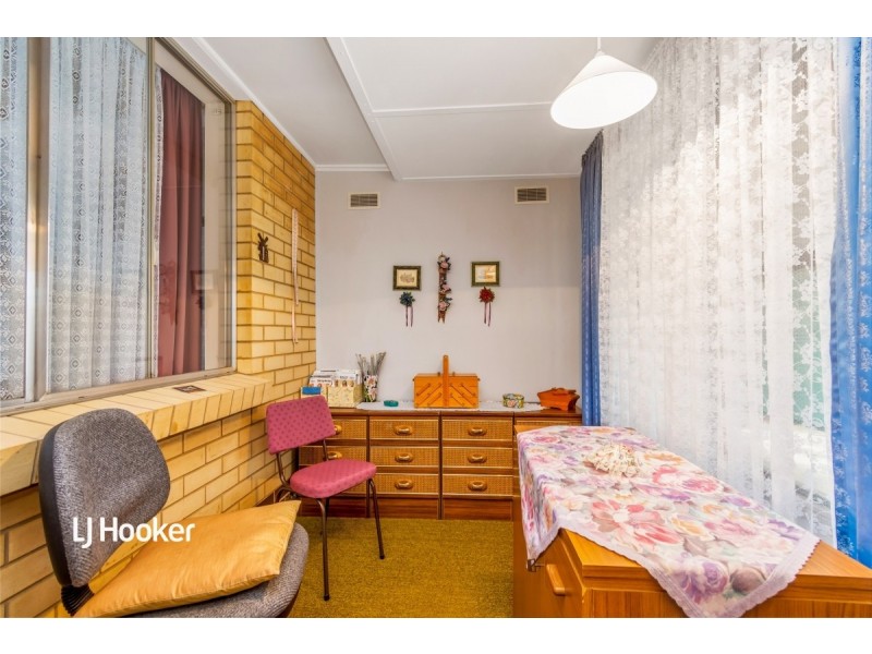 5 Lindsay Avenue, Valley View SA 5093