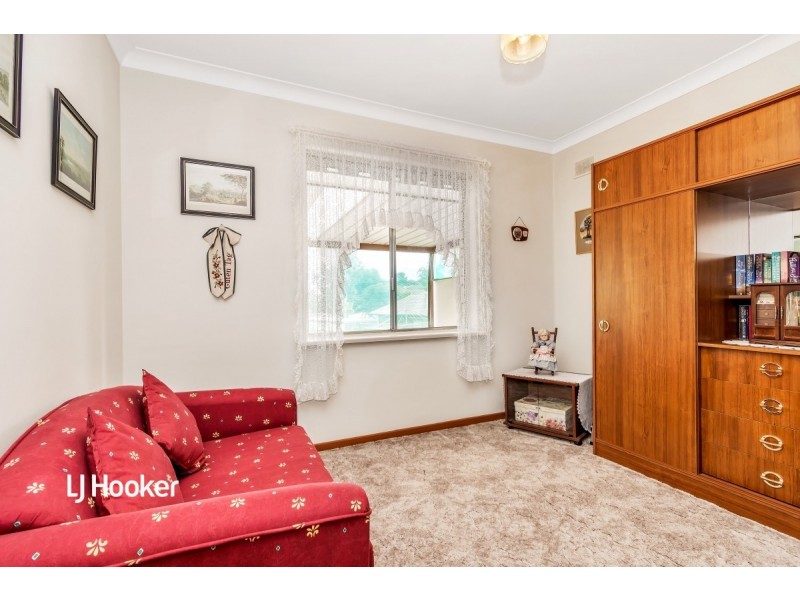 5 Lindsay Avenue, Valley View SA 5093