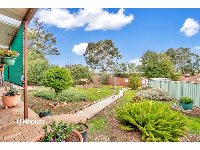 5 Lindsay Avenue, Valley View SA 5093