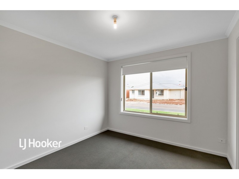 18 Clare Mews, Munno Para West SA 5115