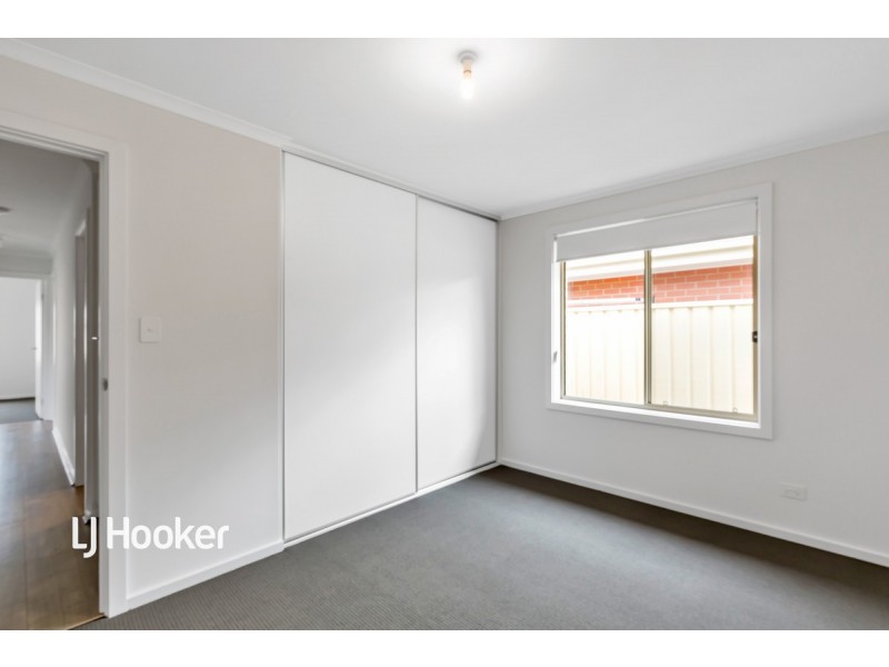 18 Clare Mews, Munno Para West SA 5115