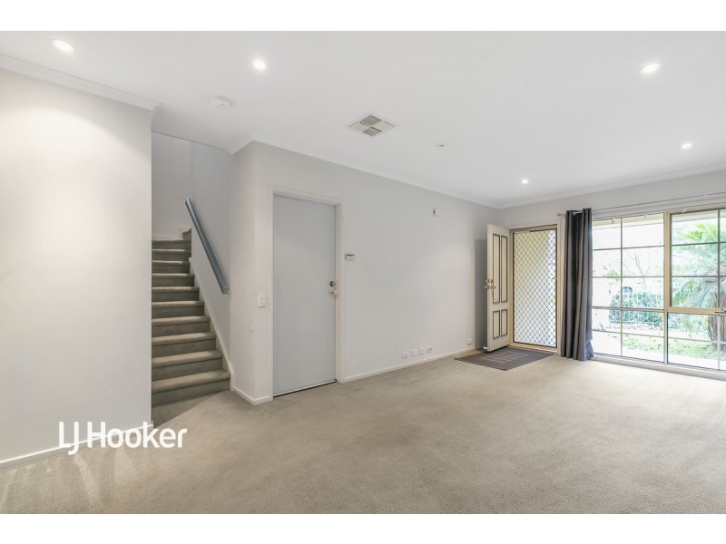 54 Parkview Drive, Oakden SA 5086