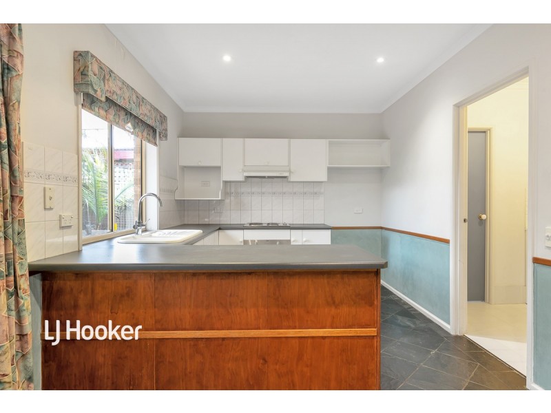 54 Parkview Drive, Oakden SA 5086