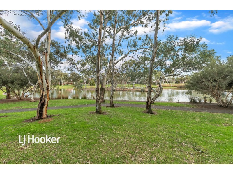 54 Parkview Drive, Oakden SA 5086