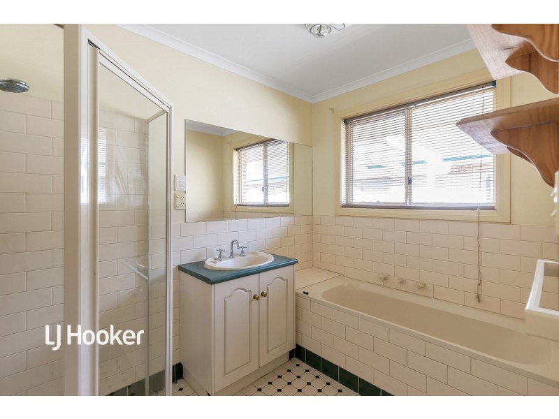 2 Marlborough Crescent, Fulham Gardens SA 5024