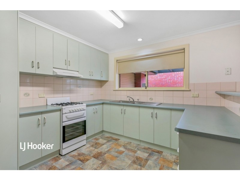 17 Kirkby Circuit, Greenacres SA 5086