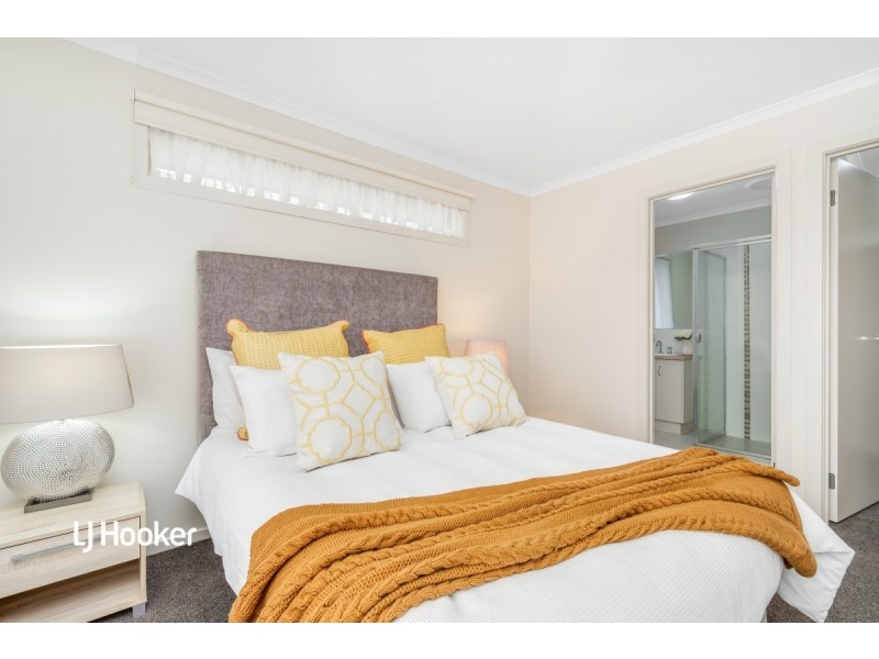 12 Glenrowan Street, Andrews Farm SA 5114