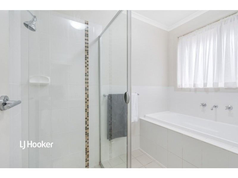 12 Glenrowan Street, Andrews Farm SA 5114