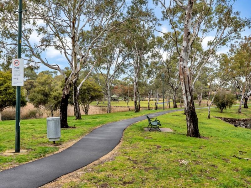 46 Sir Ross Smith Boulevard, Oakden SA 5086