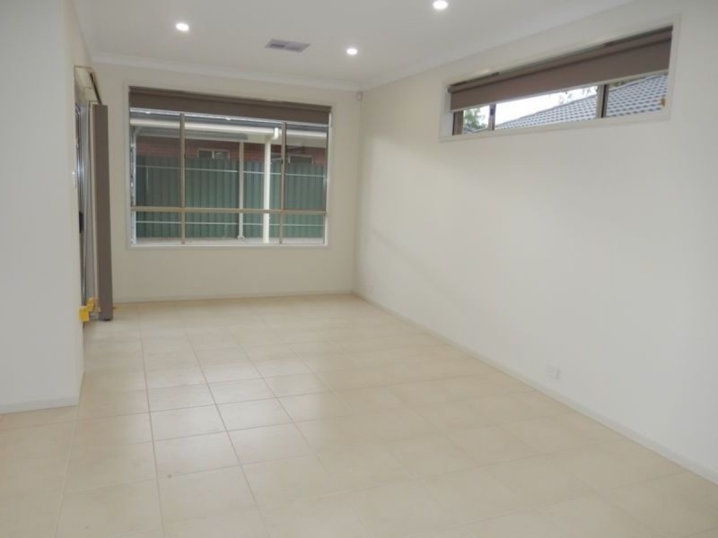 16 Thornton Road, Greenacres SA 5086