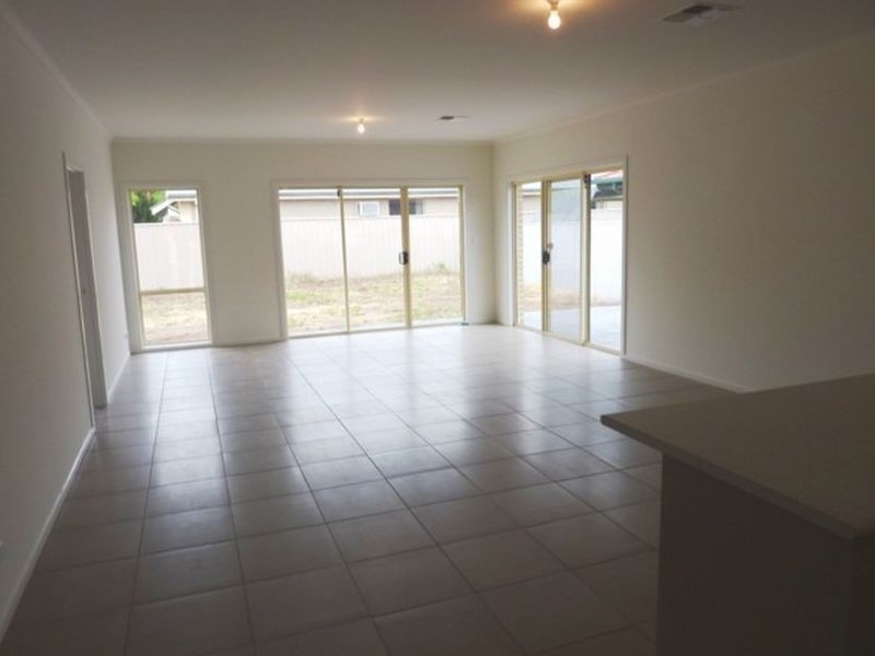 58 Muller Road, Greenacres SA 5086