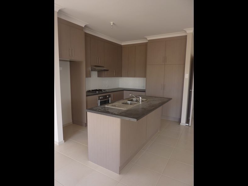 6 Grenville Avenue, Hillcrest SA 5086