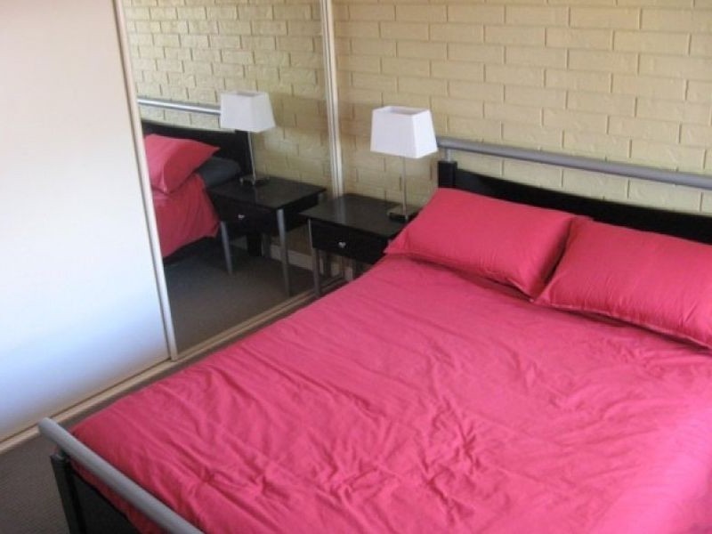 4 Hawker Street, Brompton SA 5007