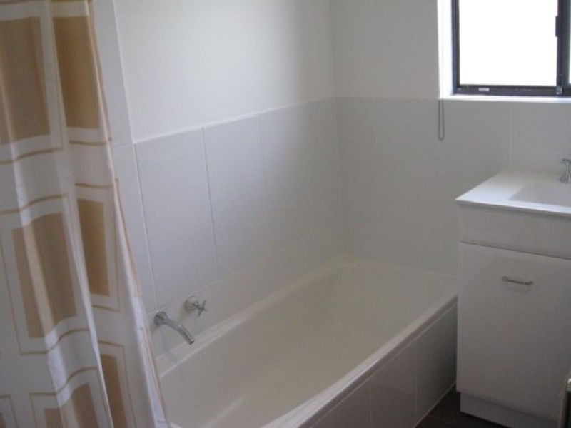 4 Hawker Street, Brompton SA 5007