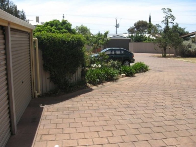 4 Hawker Street, Brompton SA 5007