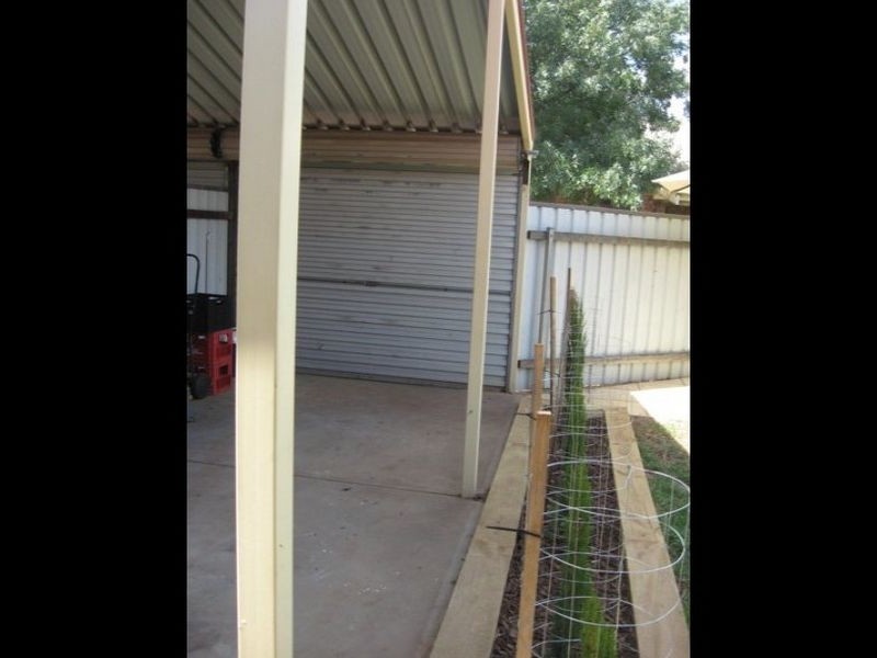 4 Hawker Street, Brompton SA 5007