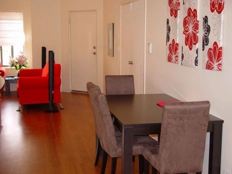 9 Lord Howe Crescent, Mawson Lakes SA 5095