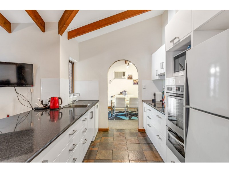 16 Brenda Avenue, Gilles Plains SA 5086