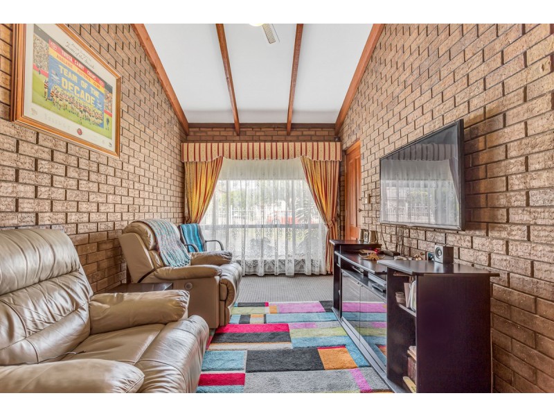 16 Brenda Avenue, Gilles Plains SA 5086