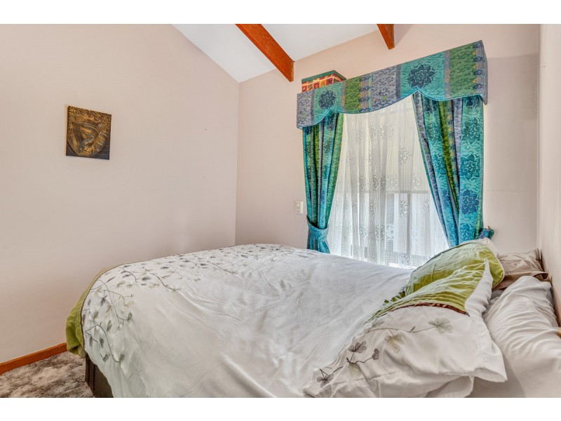 16 Brenda Avenue, Gilles Plains SA 5086