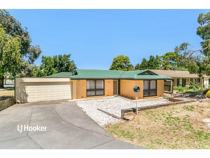 2 Minerva Crescent, Modbury Heights SA 5092