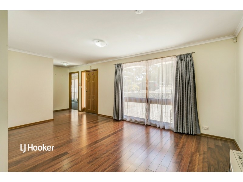 2 Minerva Crescent, Modbury Heights SA 5092