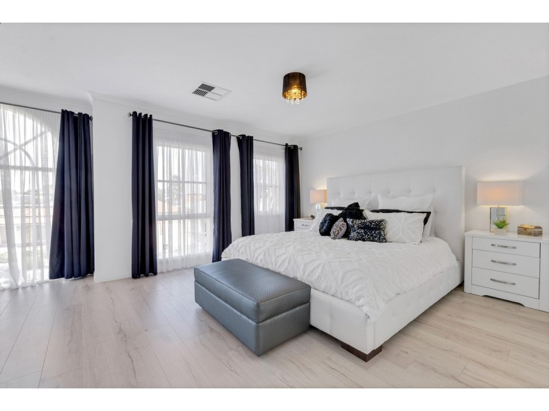 15 Chelsea Drive, Enfield SA 5085