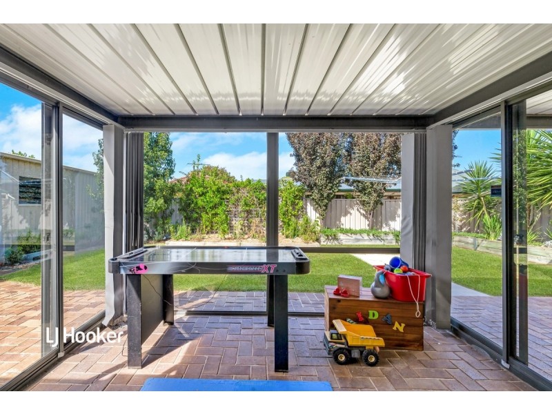 4 Sissinghurst Drive, Oakden SA 5086