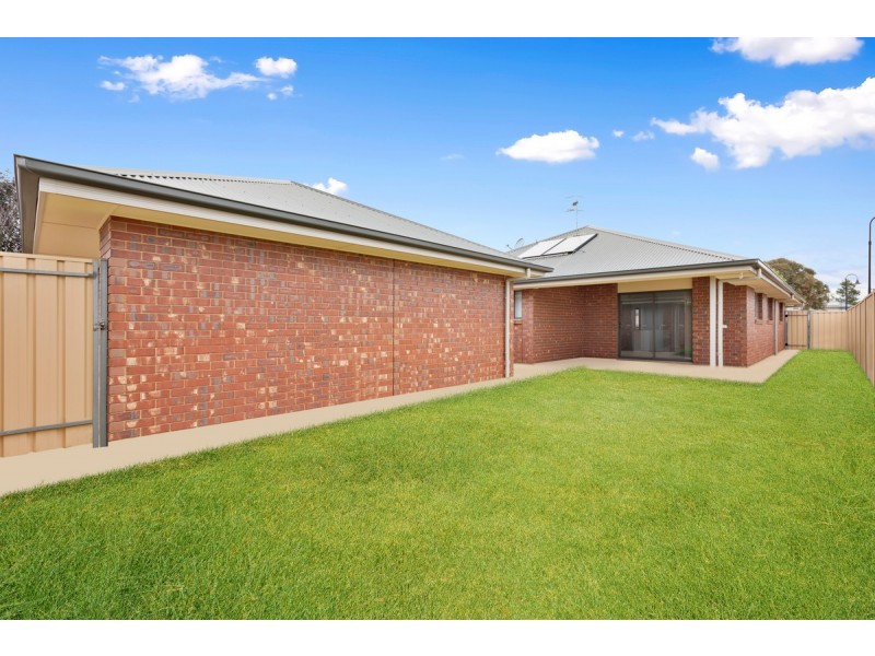 14 Mackillop Street, Munno Para SA 5115